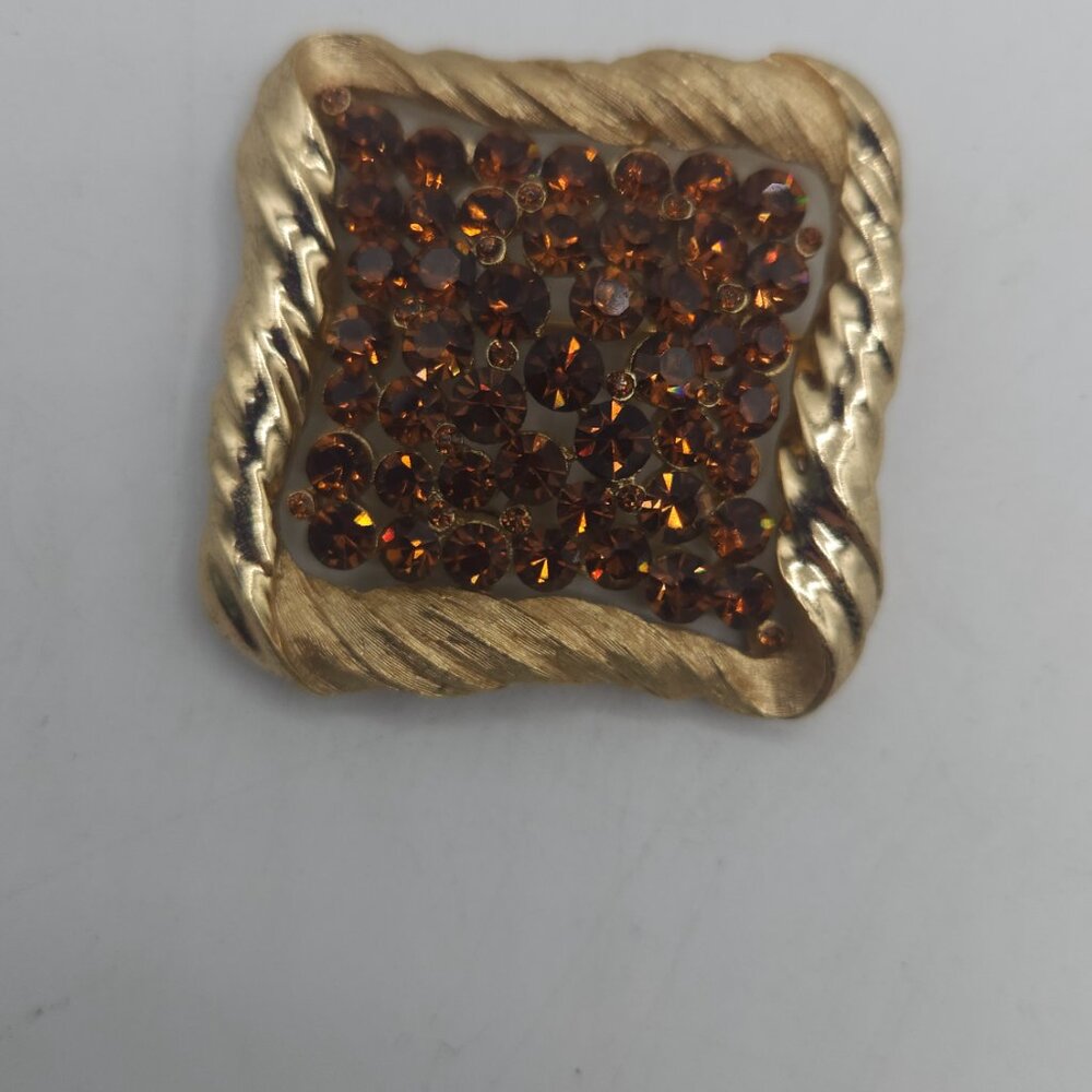 Crown Trifari Vintage Pin Brooch Gold and Bronze Rhinestones - Picture 2 of 6